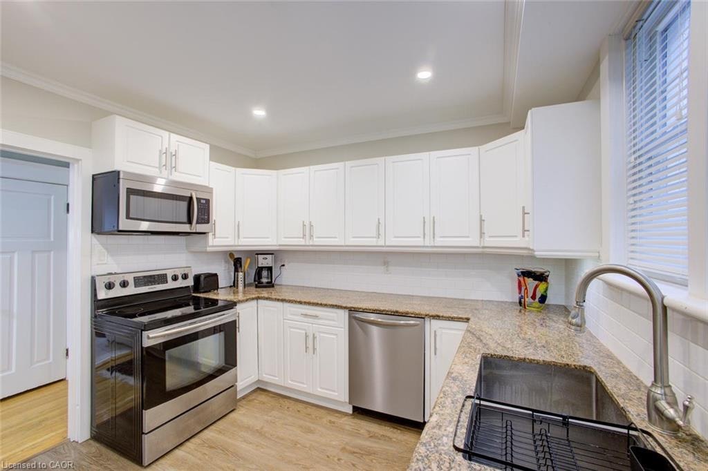 MAIN-96 John Street W, Waterloo, ON, N2L 1C1 - 17
