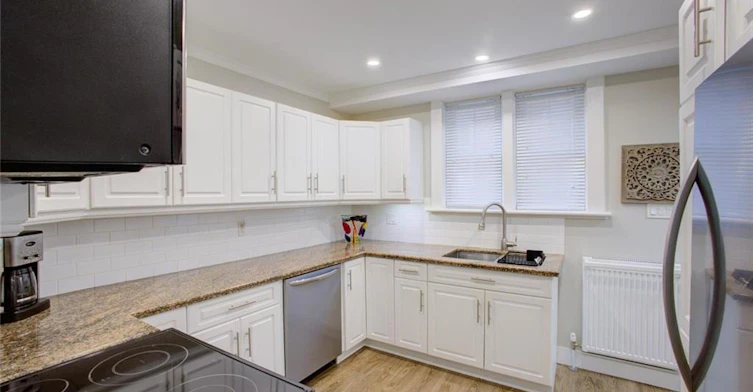 MAIN-96 John Street W, Waterloo, ON, N2L 1C1 - 16