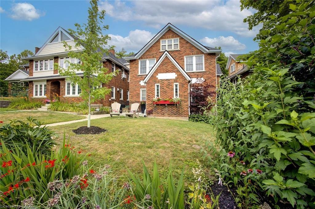 MAIN-96 John Street W, Waterloo, ON, N2L 1C1 - 3