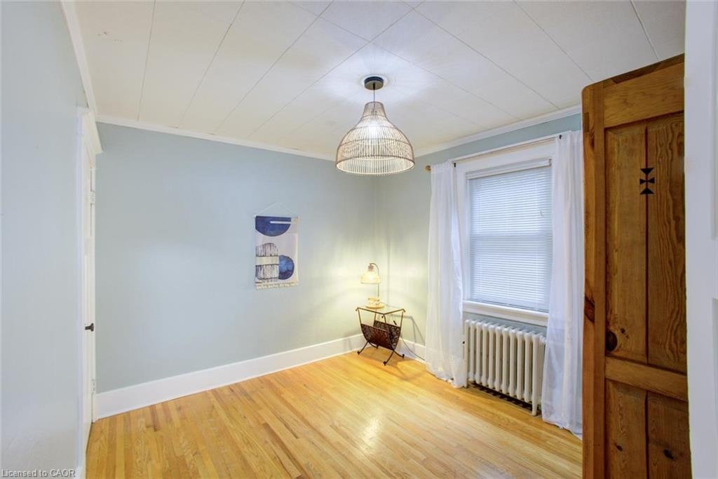 MAIN-96 John Street W, Waterloo, ON, N2L 1C1 - 23