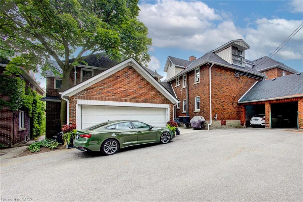 MAIN-96 John Street W, Waterloo, ON, N2L 1C1 - 26