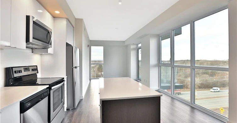 B610-5240 Dundas Street, Burlington, ON, L7L 0J6