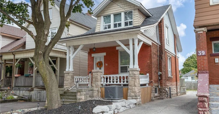 Upper-37 Cliff Avenue, Hamilton, ON, L8V 2S1