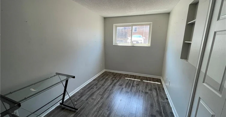 2-15 Empire Street, Welland, ON, L3B 2L3 - 8