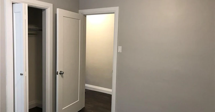 1-273 Lakeshore Road E, Mississauga, ON, L5G 1G8 - 6