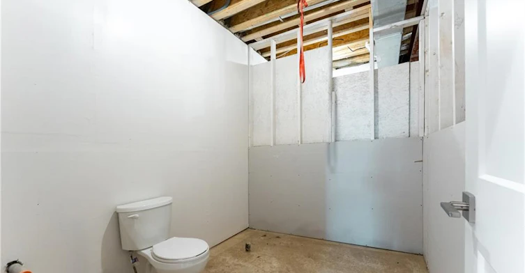 119 Jay Street, Toronto, ON, M6L 2M3 - 41