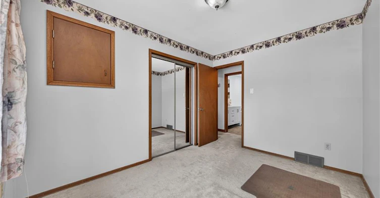 Upper-46 Culpepper Drive, Waterloo, ON, N2L 5L1 - 26