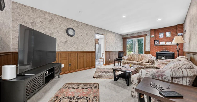 Upper-46 Culpepper Drive, Waterloo, ON, N2L 5L1 - 10