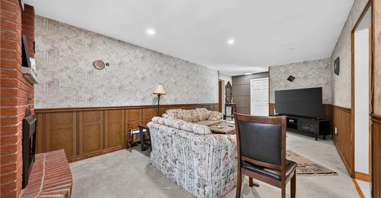Upper-46 Culpepper Drive, Waterloo, ON, N2L 5L1 - 11
