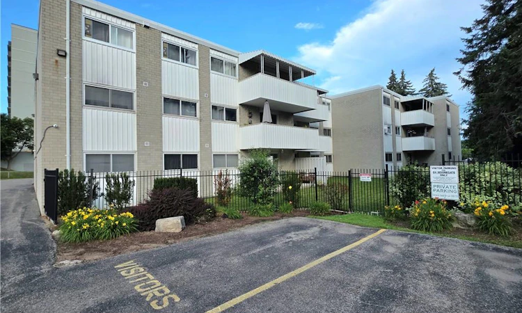 103-24 Mooregate Crescent