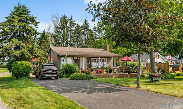 2387 Lakeshore Road