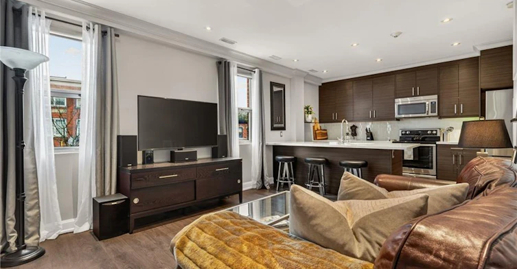 207-2 King Street W, Hamilton, ON, L9H 6Z1 - 31