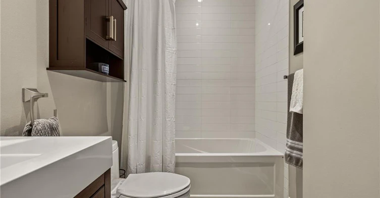 207-2 King Street W, Hamilton, ON, L9H 6Z1 - 42