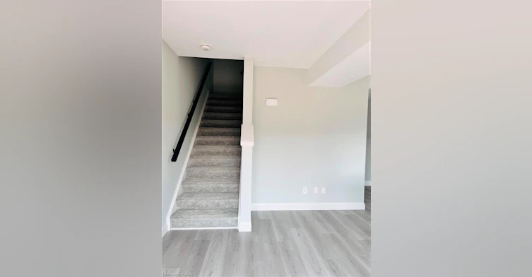 3-10 South Creek Drive, Kitchener, ON, N2R 0T9 - 11