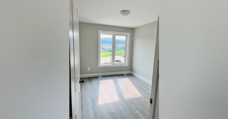 3-10 South Creek Drive, Kitchener, ON, N2R 0T9 - 14