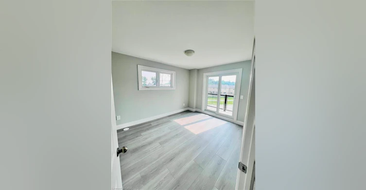 3-10 South Creek Drive, Kitchener, ON, N2R 0T9 - 7