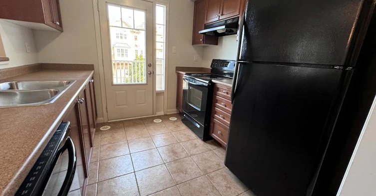 829 Fowles Court, Milton, ON, L9T 0Z6 - 2
