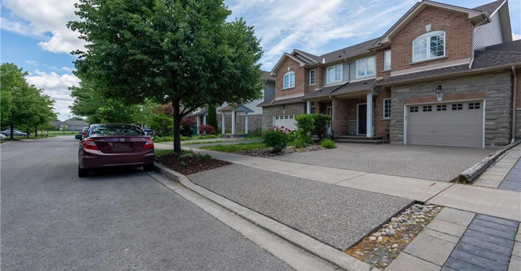 26 Olivia Place, Hamilton, ON, L9K 1R3 - 2