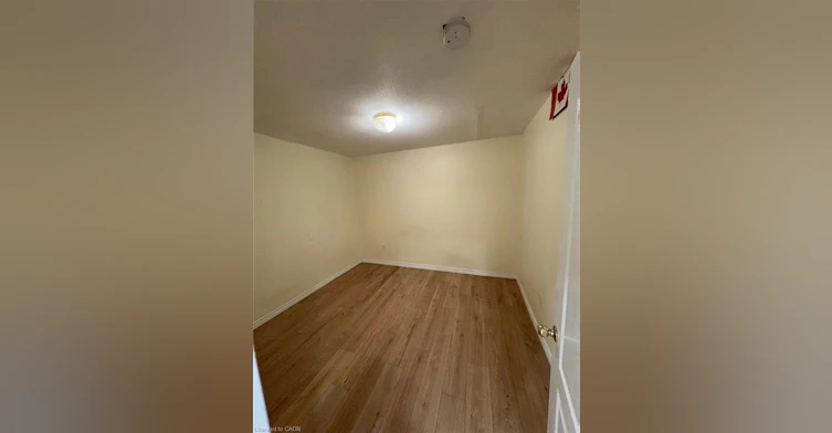 40 Jay Street, Brampton, ON, L6Z 3V5 - 8
