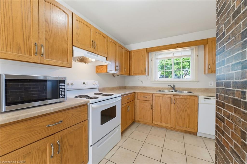 2-165 Mcdonald Street E, Listowel, ON, N4W 2X3 - 8