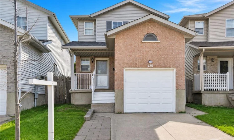425 Erinbrook Drive