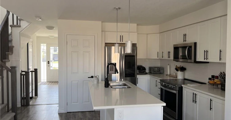 71 Munch Avenue, Cambridge, ON, N1R 0C2 - 3
