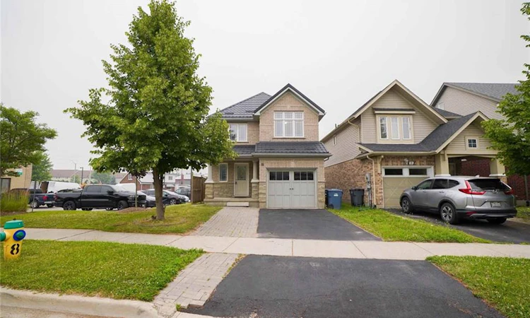18 Heritage Drive