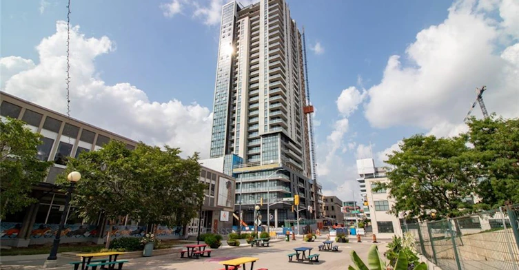 1106-60 Charles Street W, Kitchener, ON, N2G 0C9