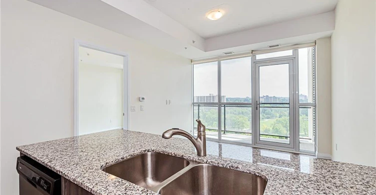 1106-60 Charles Street W, Kitchener, ON, N2G 0C9 - 7