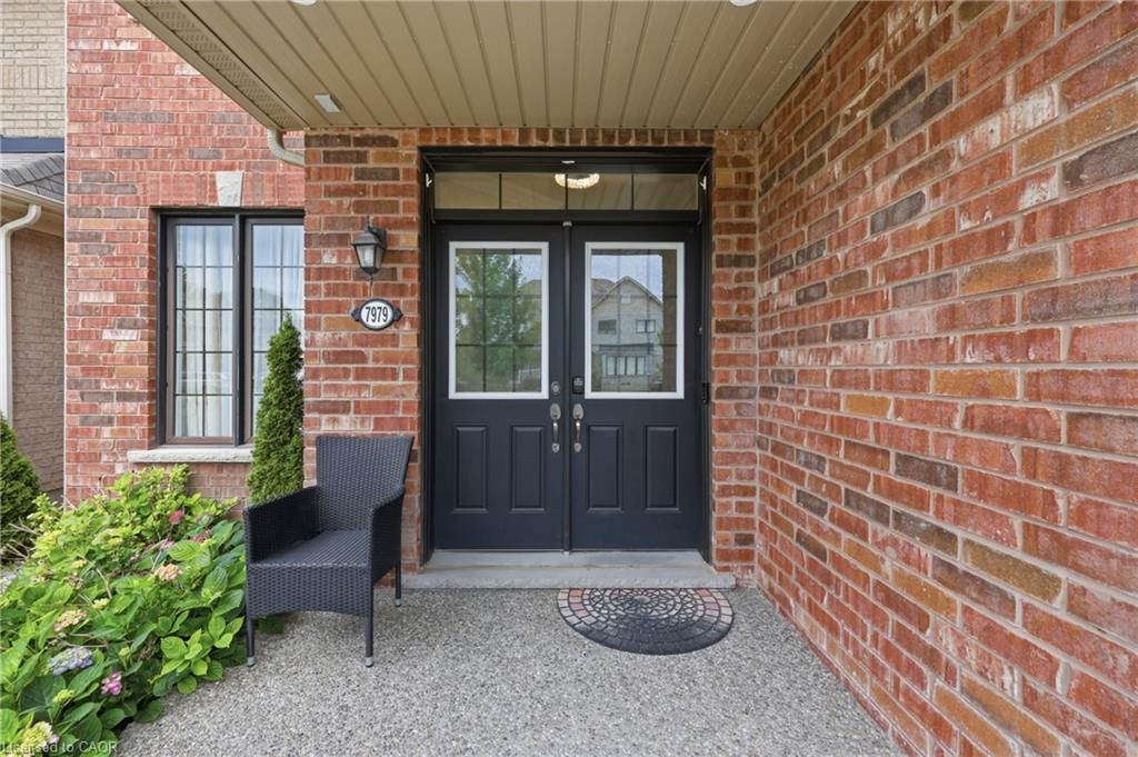 7979 Buckeye Crescent, Niagara Falls, ON, L2H 0N9 - 5