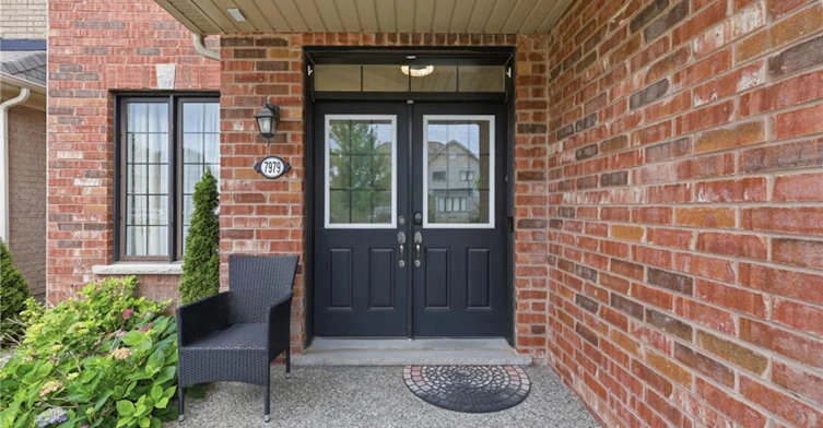 7979 Buckeye Crescent, Niagara Falls, ON, L2H 0N9 - 5