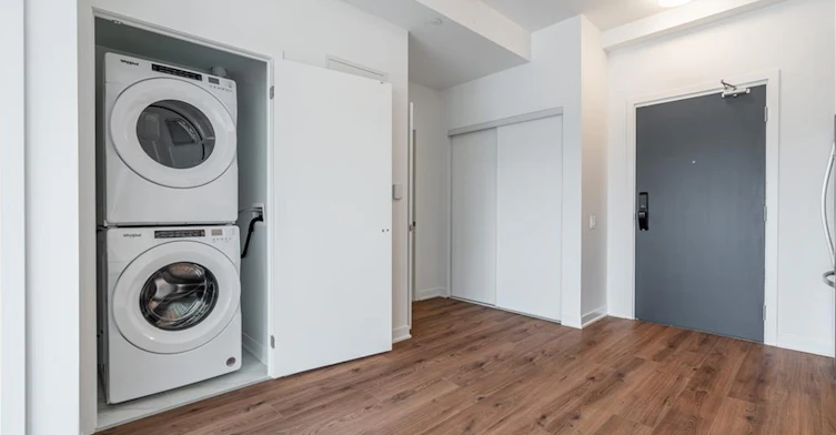 PH21-395 Dundas Street W, Oakville, ON, L6M 5R8 - 11