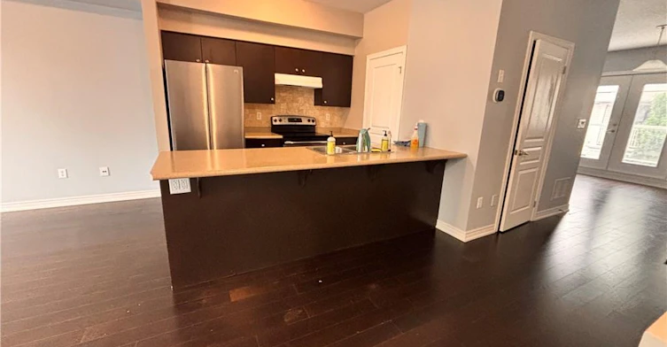 31-362 Plains Road E, Burlington, ON, L7T 0A4 - 8