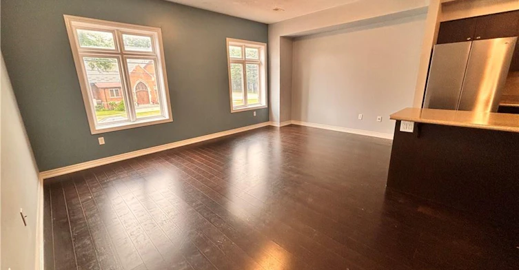 31-362 Plains Road E, Burlington, ON, L7T 0A4 - 7