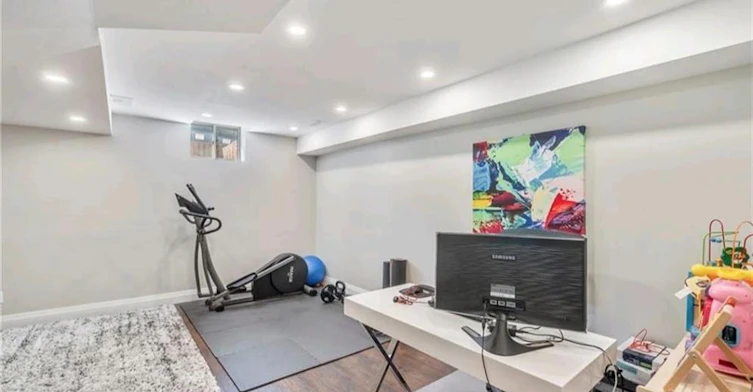 79 Greenwich Avenue, Hamilton, ON, L8J 0L6 - 5