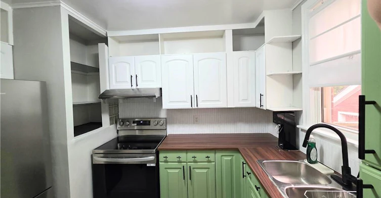 Upper level-81 East 11th Street, Hamilton, ON, L9A 3T3 - 4