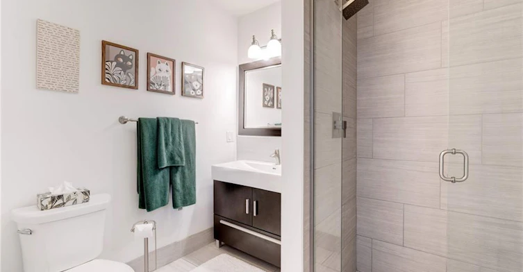 2-205 King Street E, Hamilton, ON, L8N 1B3 - 7
