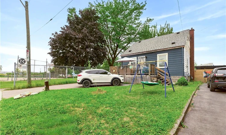 1 Mahony Avenue