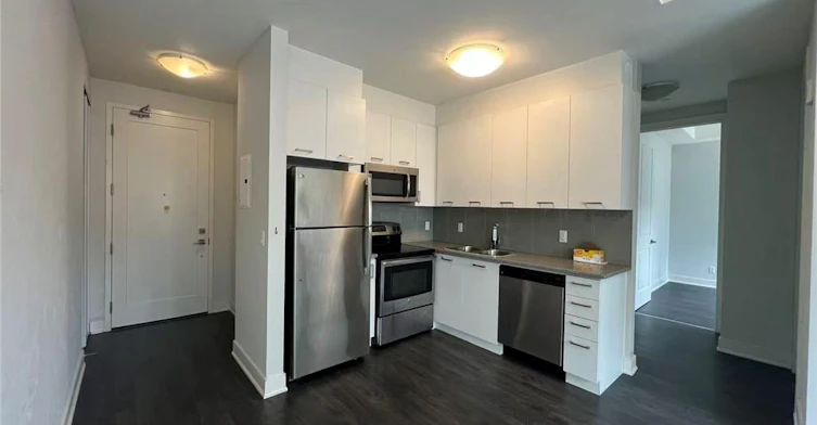 501-150 Main Street W, Hamilton, ON, L8P 1H8