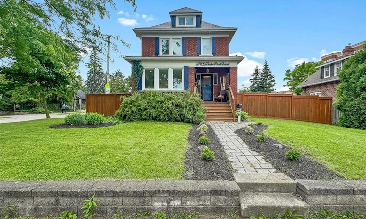 976 Lasalle Park Drive