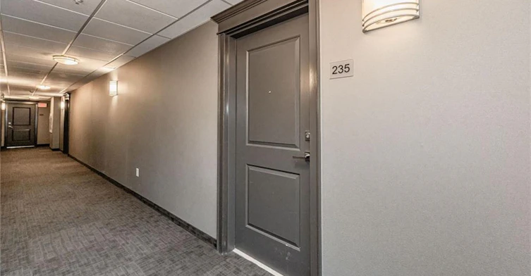 235-5010 Corporate Drive, Burlington, ON, L7L 0H6 - 4