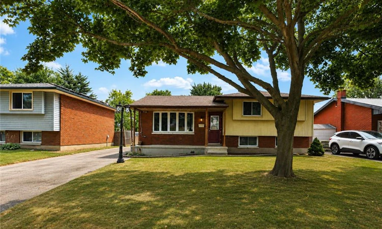 37 Ebury Crescent