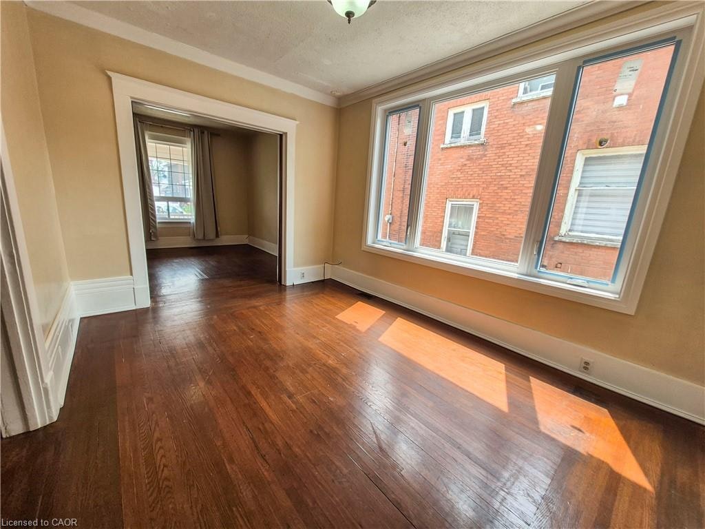 2-408 Wellington Street N, Kitchener, ON, N2H 5L2 - 5