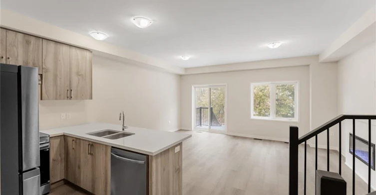 11 RADIUM N/A Common, Cambridge, ON, N1T 0H4 - 8