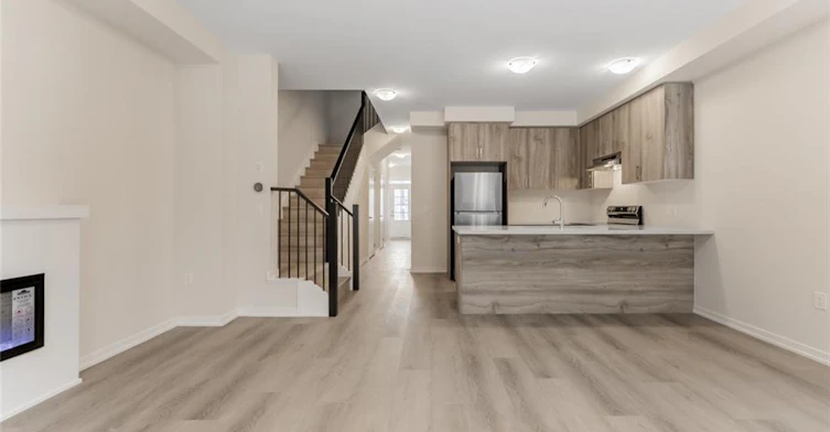11 RADIUM N/A Common, Cambridge, ON, N1T 0H4 - 13