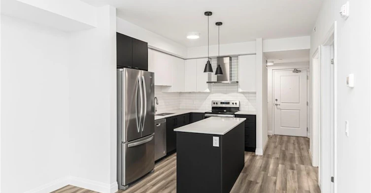 105-153 Wilson Street W, Hamilton, ON, L0R 1C0 - 11