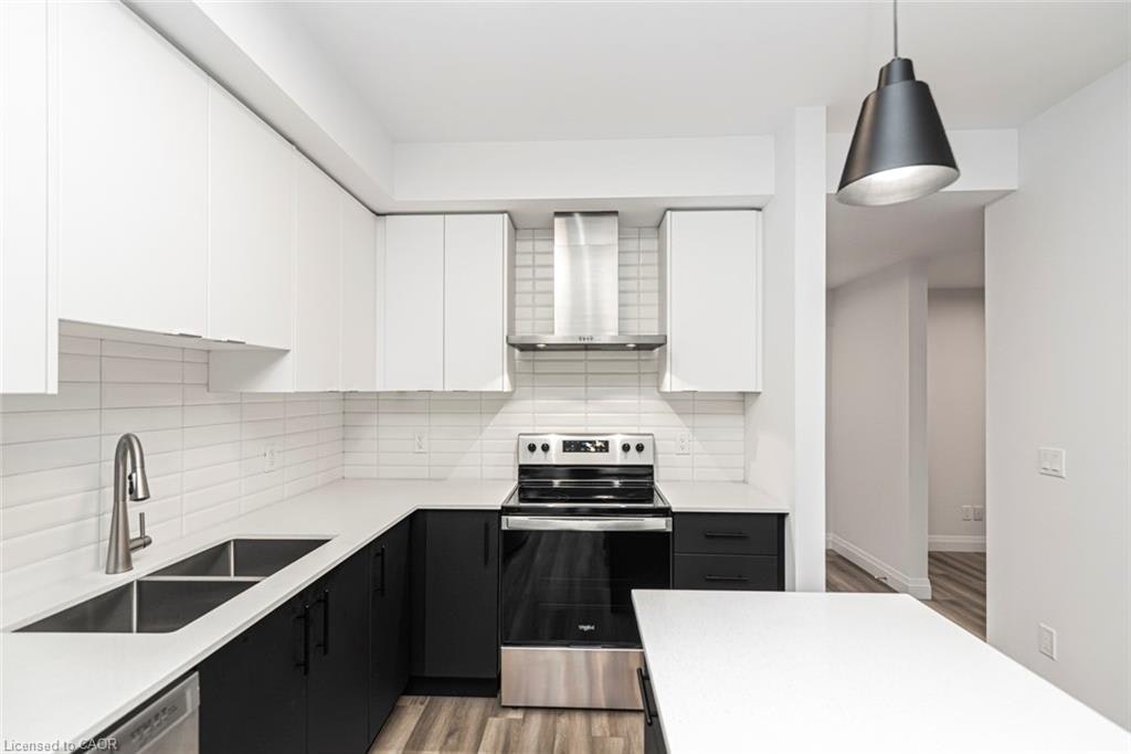 105-153 Wilson Street W, Hamilton, ON, L0R 1C0 - 8