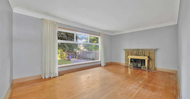 675 Inverness Avenue, Burlington, ON, L7T 3S9 - 3