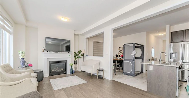 12 Toffee Trail, Hamilton, ON, L8J 0M2 - 4