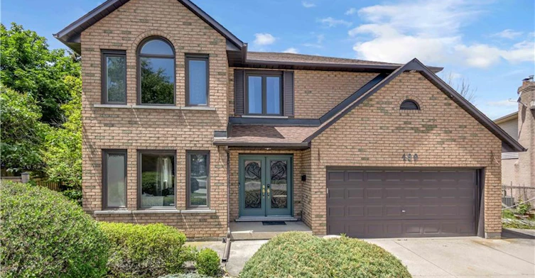 489 Acadia Drive, Hamilton, ON, L8W 3A3